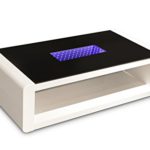 Cavadore Couchtisch Hutch / moderner, niedriger Tisch mit schwarzem Glas und LED-Beleuchtung / mit Ablage / Hochglanz Weiß / 120 x 60 x 35 cm (L x B x H)