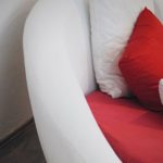Rundes Bett DREAMLAND in Ø 220 cm - traumhaftes Designerbett, weisses Kunstleder